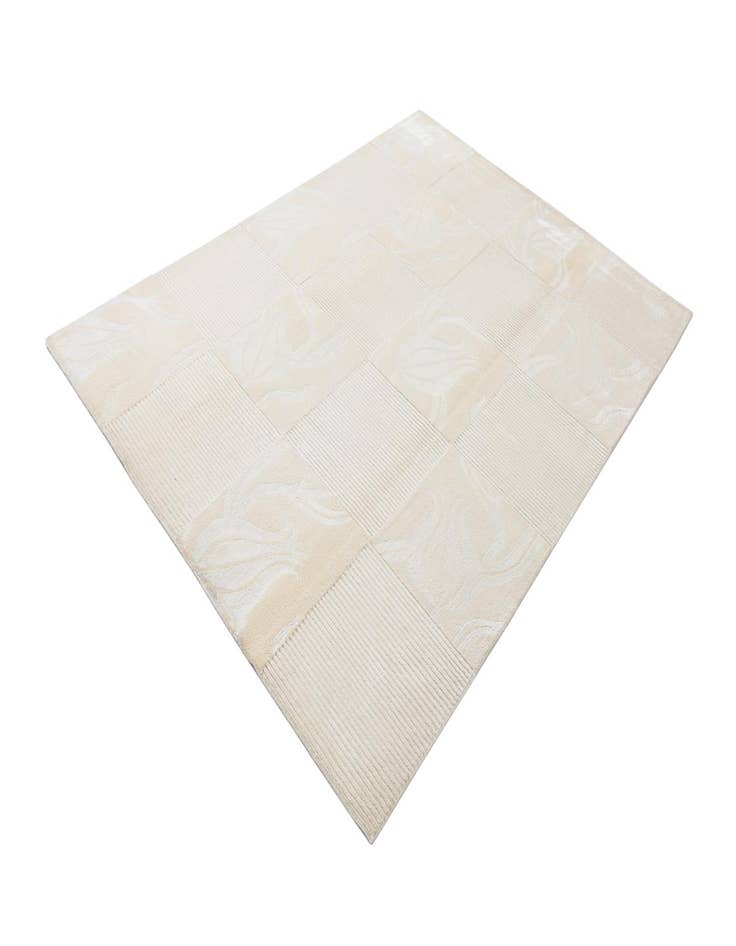 Detail image of 5' 9 x 8'  Hand Knotted Darya Wool Rug