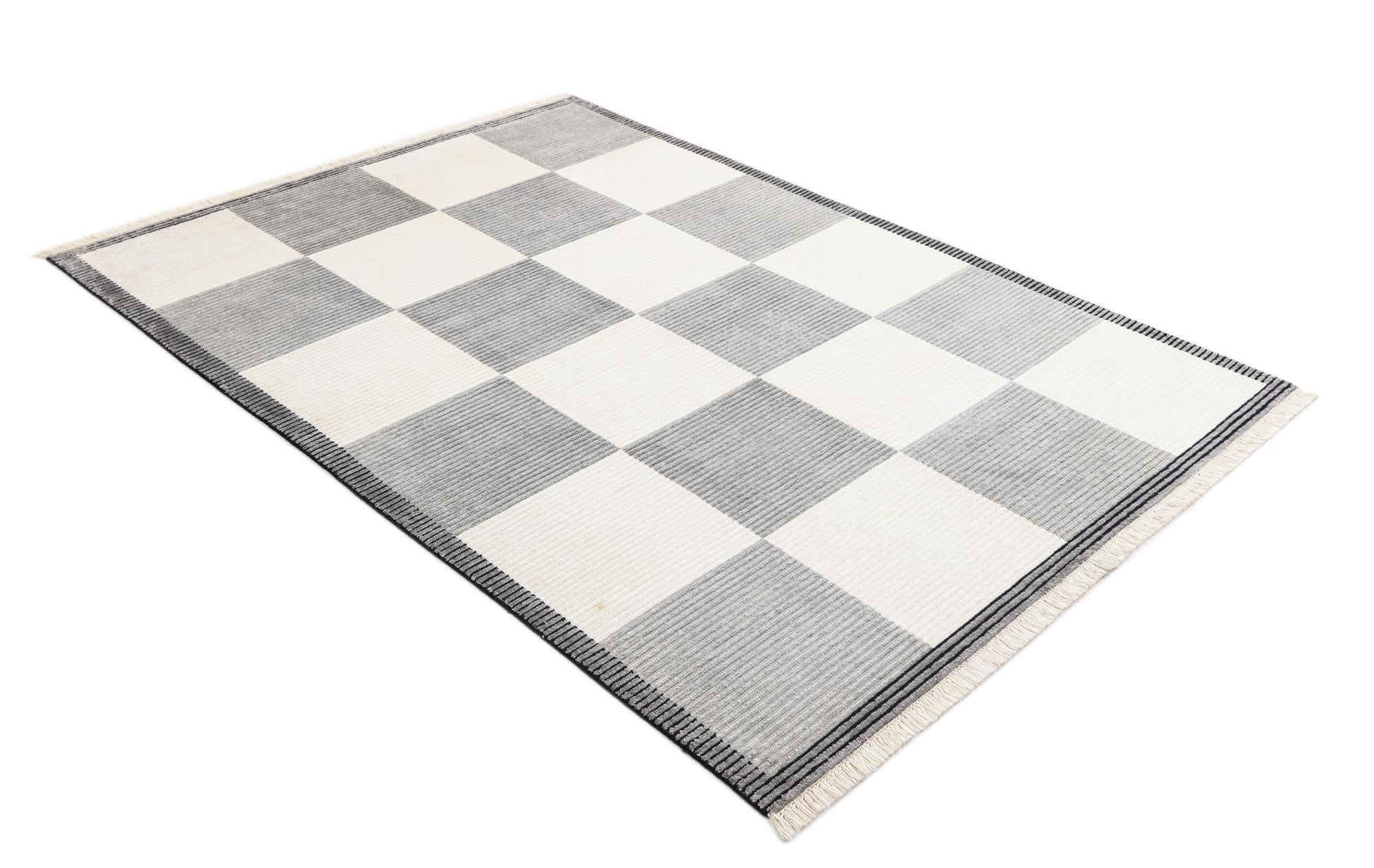 5' 6 x 7' 9 Hand Knotted Darya Wool Rug