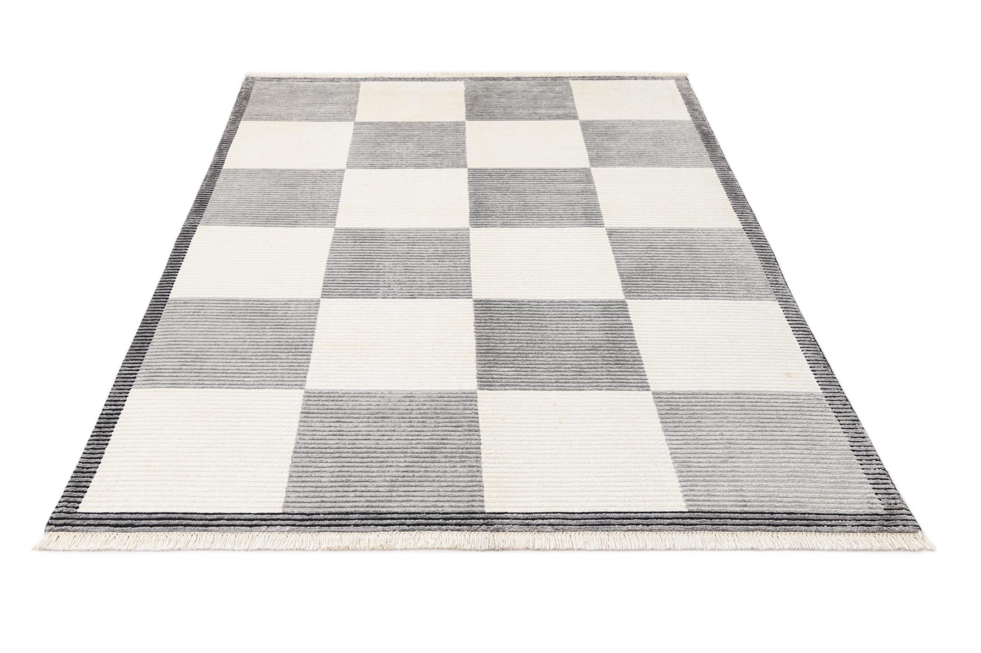 5' 6 x 7' 9 Hand Knotted Darya Wool Rug