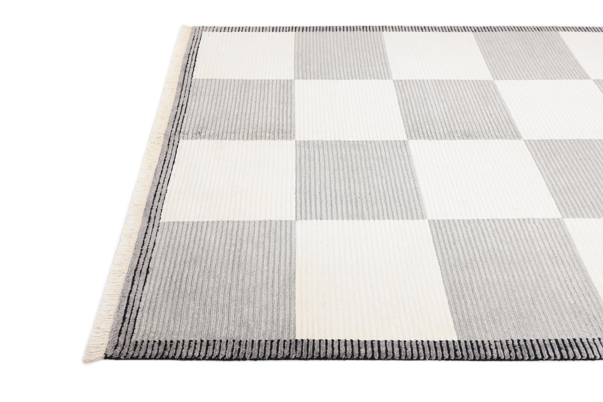 5' 6 x 7' 9 Hand Knotted Darya Wool Rug