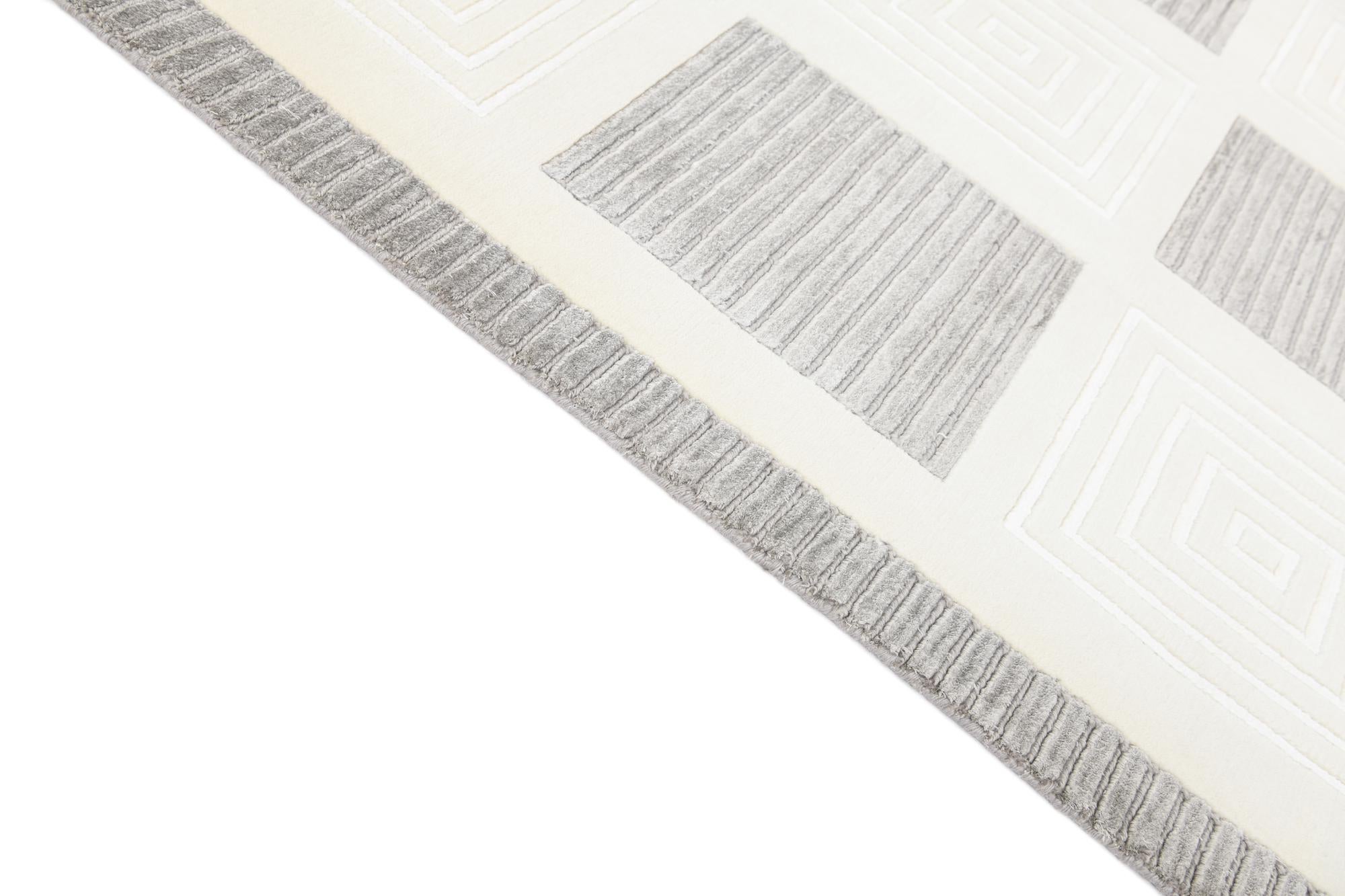 5' 7 x 7' 11 Hand Knotted Darya Wool Rug