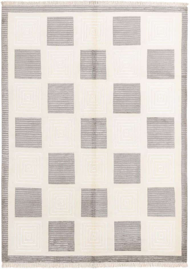 Detail image of 5' 7 x 7' 11 Hand Knotted Darya Wool Rug
