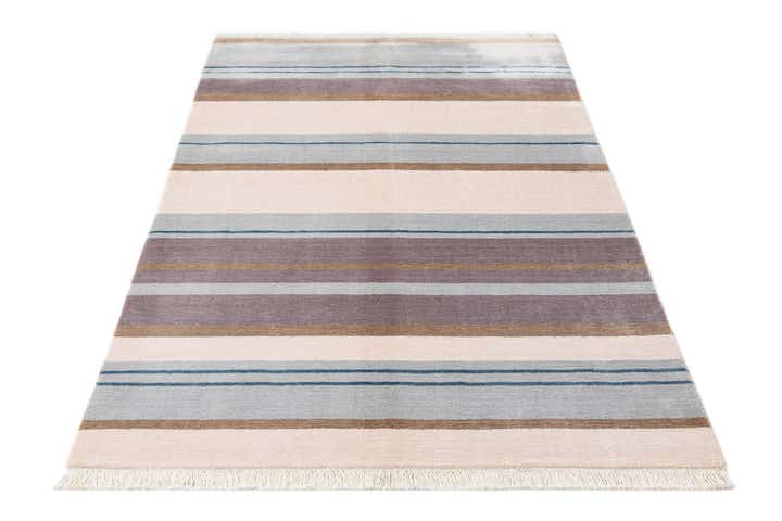 3' 11 x 5' 11 Hand Knotted Darya Wool Rug