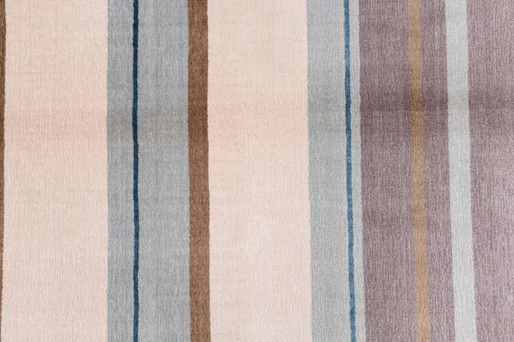 3' 11 x 5' 11 Hand Knotted Darya Wool Rug