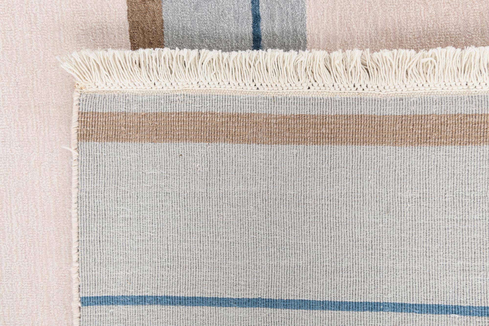 3' 11 x 5' 11 Hand Knotted Darya Wool Rug