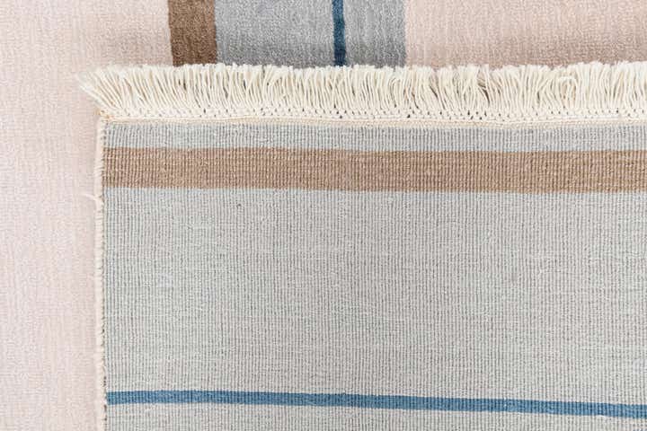 3' 11 x 5' 11 Hand Knotted Darya Wool Rug