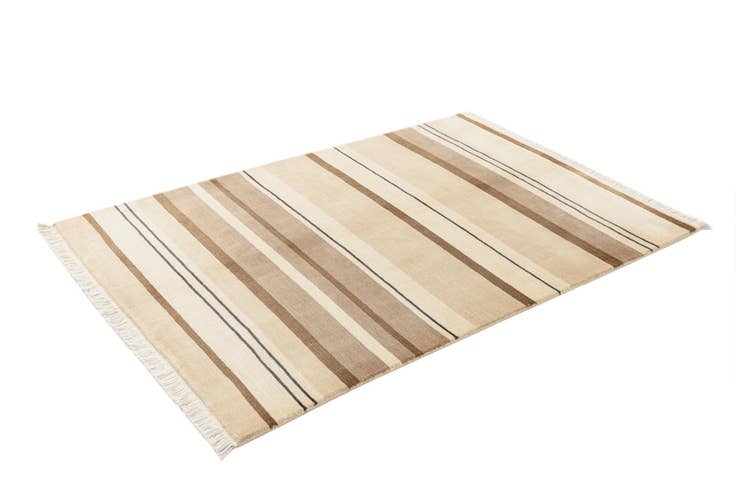 Detail image of 3' 11 x 5' 11 Hand Knotted Darya Wool Rug