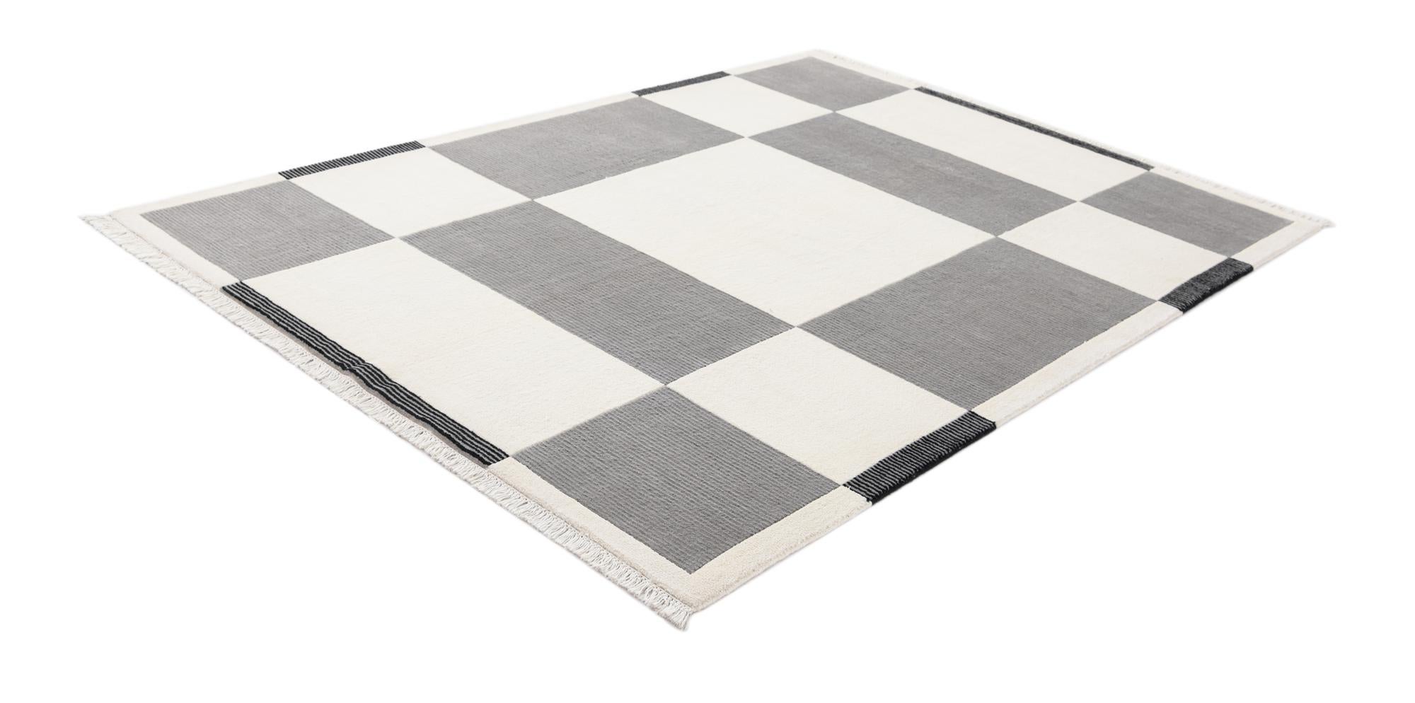 5' 7 x 8' Hand Knotted Darya Wool Rug