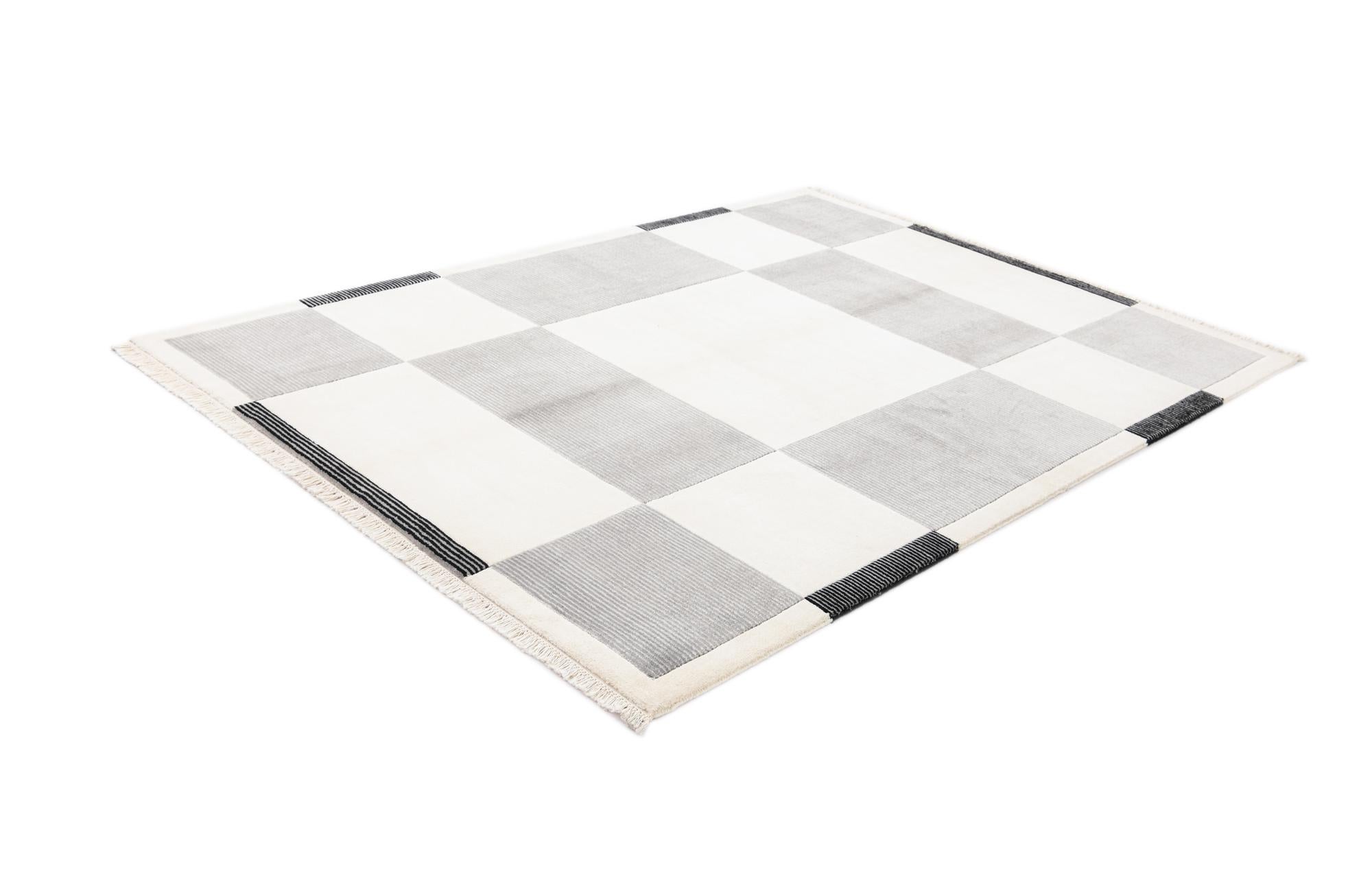5' 5 x 7' 10 Hand Knotted Darya Wool Rug