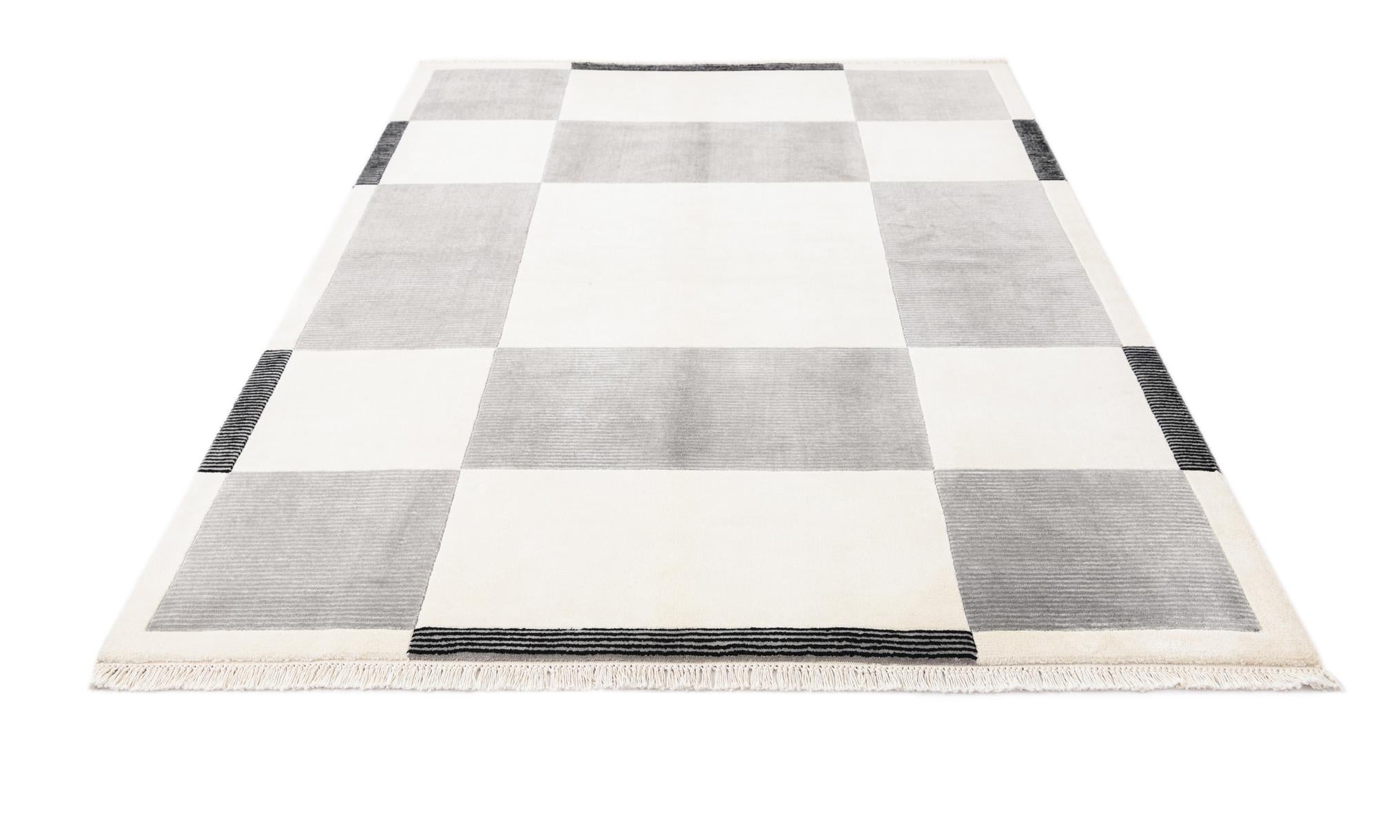 5' 5 x 7' 10 Hand Knotted Darya Wool Rug