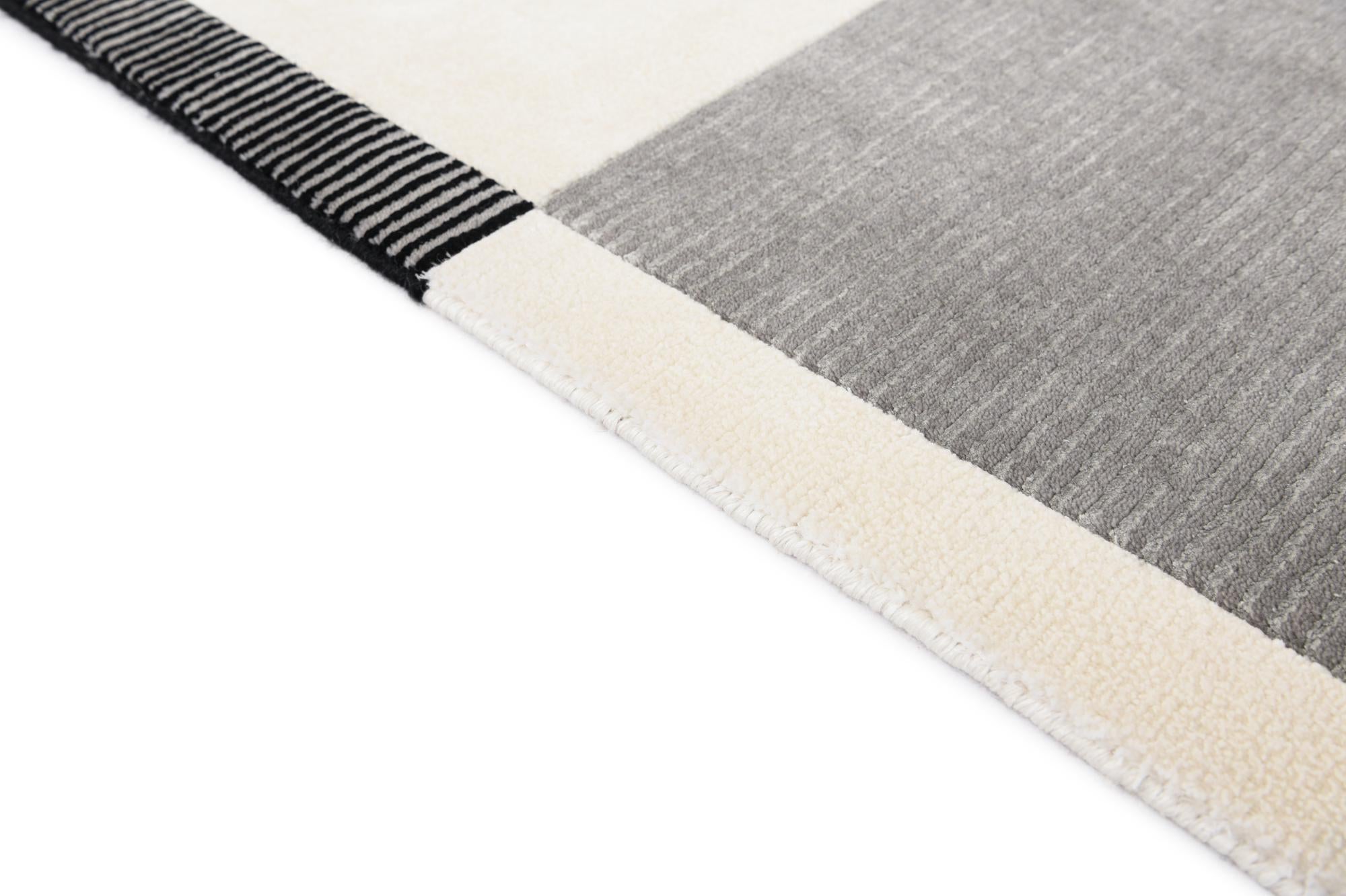 5' 5 x 7' 10 Hand Knotted Darya Wool Rug