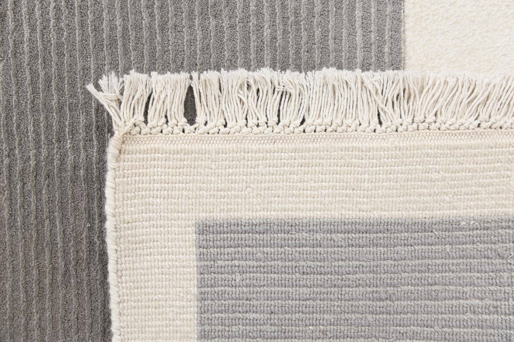 5' 5 x 7' 10 Hand Knotted Darya Wool Rug