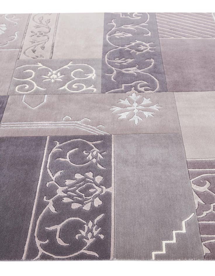 Detail image of 5' 7 x 8' 2  Hand Knotted Darya Wool Rug