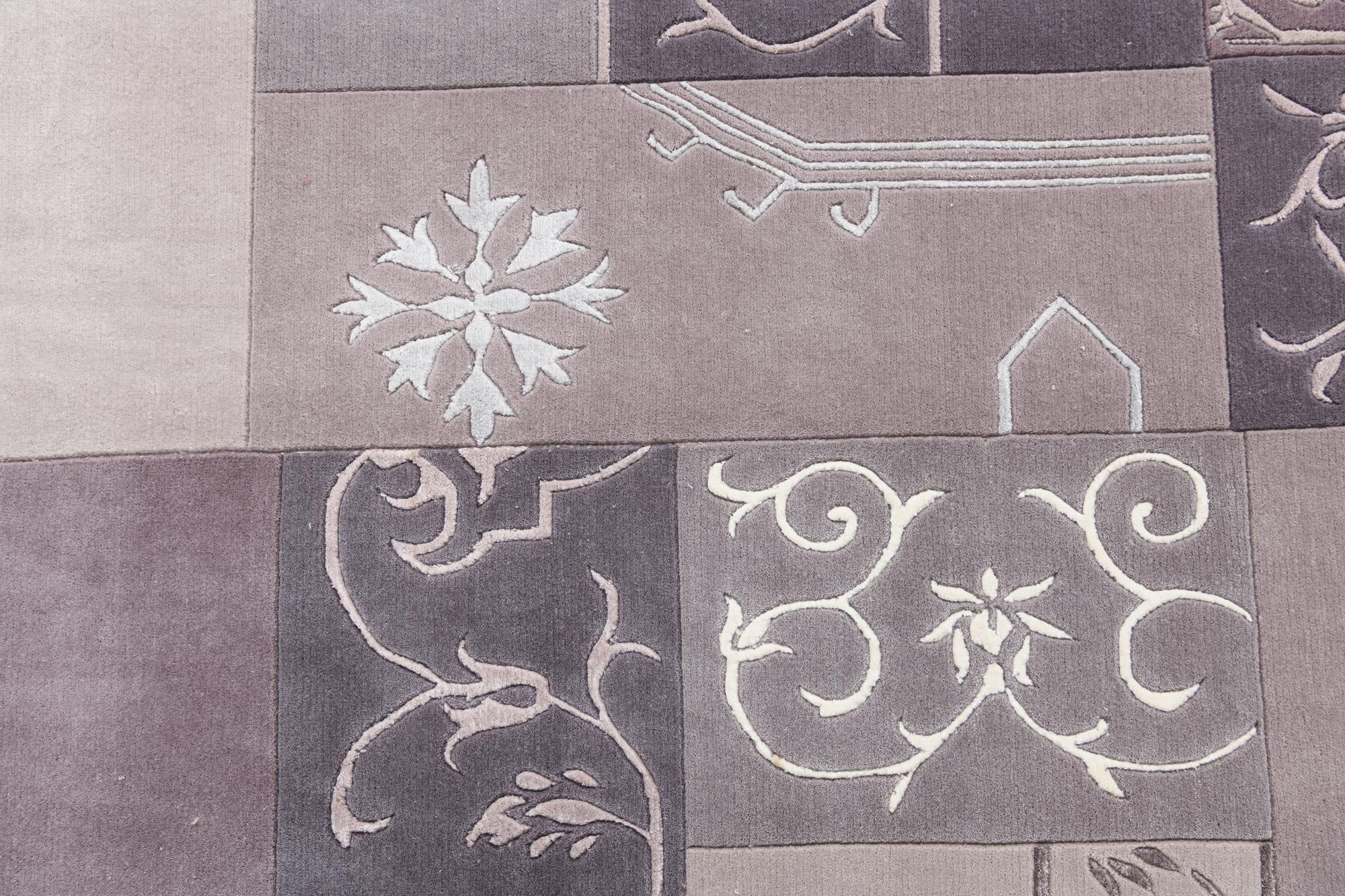 5' 7 x 8' 2 Hand Knotted Darya Wool Rug