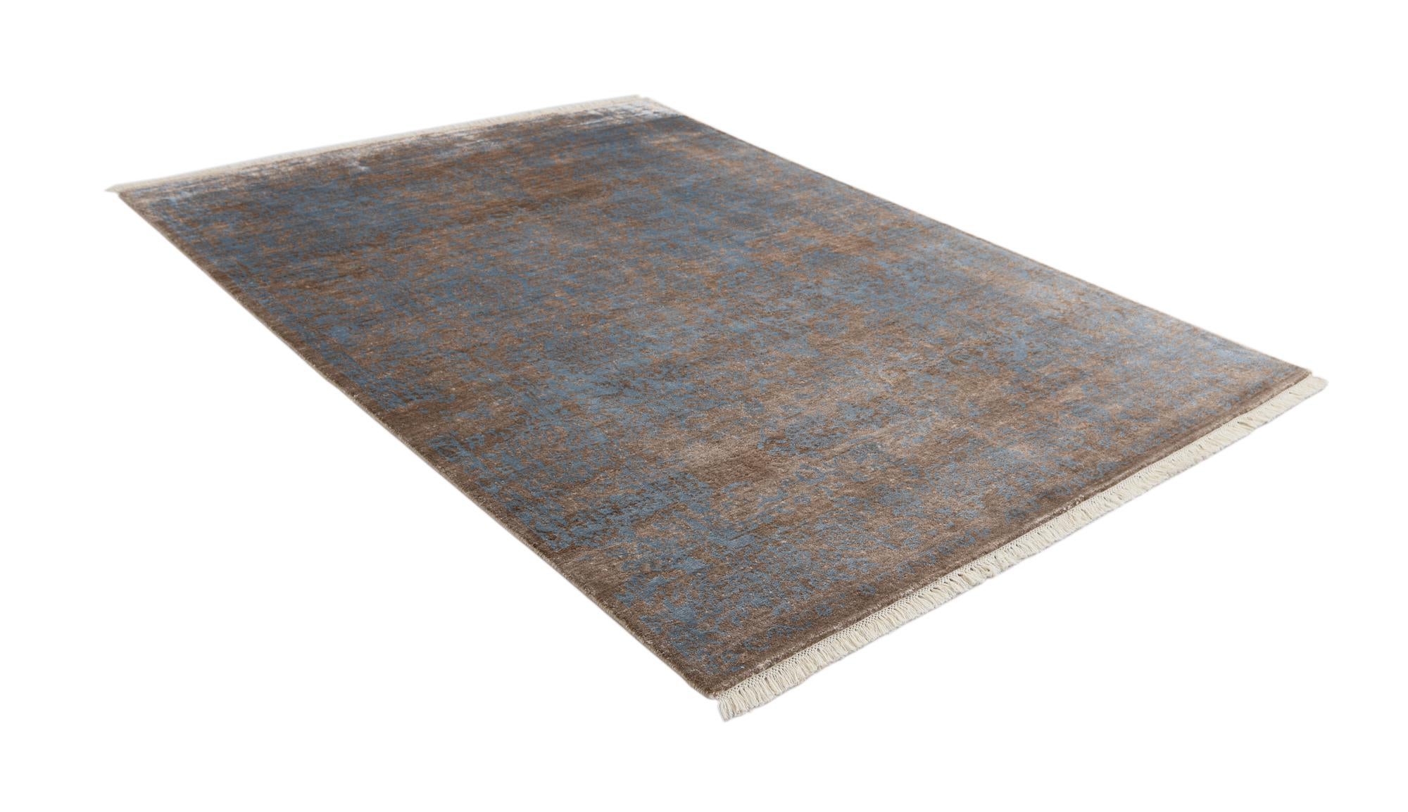 5' 6 x 7' 10 Hand Knotted Darya Wool Rug