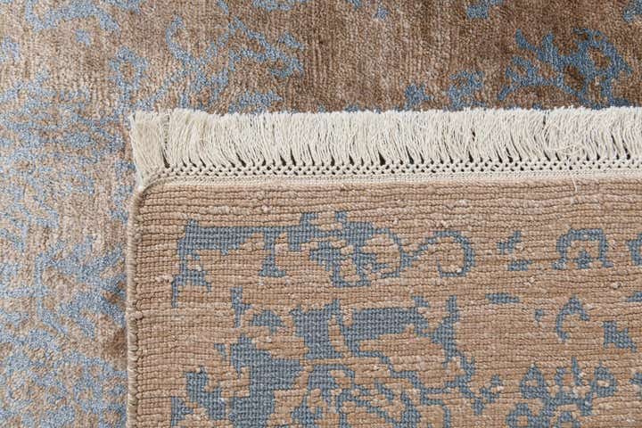 5' 6 x 7' 10 Hand Knotted Darya Wool Rug