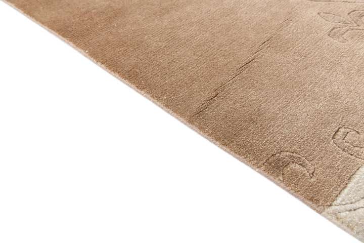 5' 7 x 8' Hand Knotted Darya Wool Rug