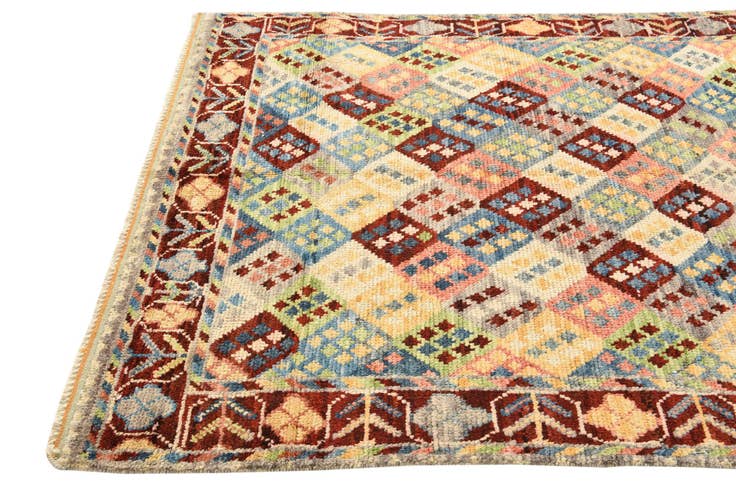 Detail image of 4' 10 x 7' 6 Hand Knotted Darya Wool Rug