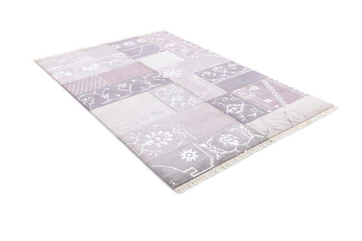 4' 7 x 6' 9 Hand Knotted Darya Wool Rug