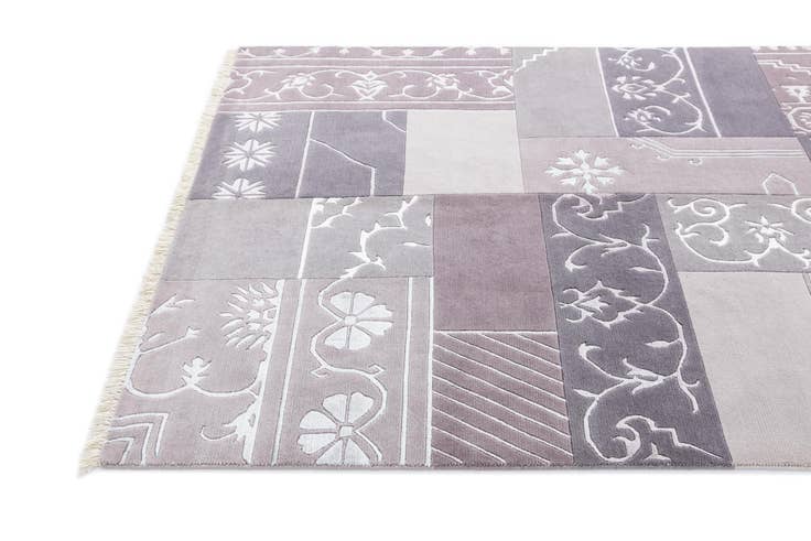 Detail image of 4' 7 x 6' 9 Hand Knotted Darya Wool Rug