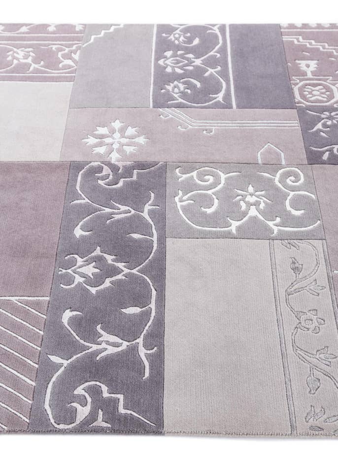 Detail image of 4' 7 x 6' 9 Hand Knotted Darya Wool Rug