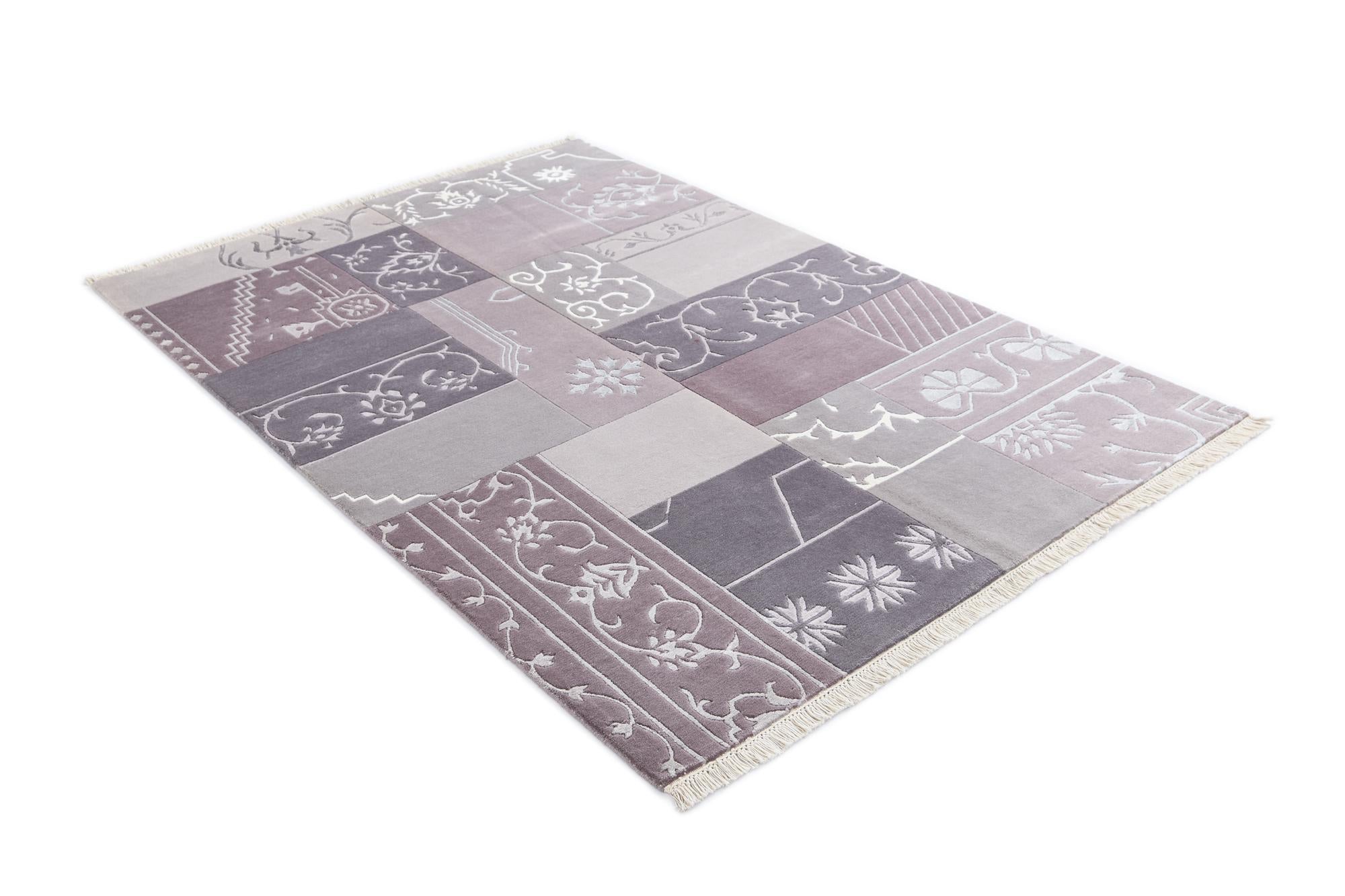 4' 7 x 6' 9 Hand Knotted Darya Wool Rug