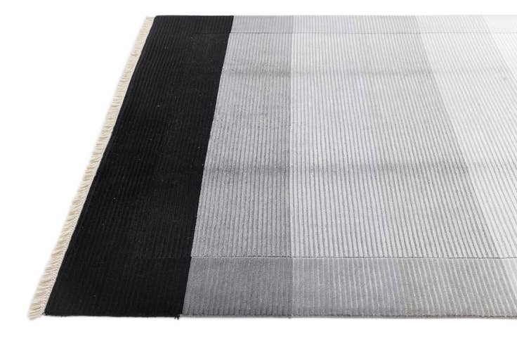 Detail image of 5' 6 x 7' 9 Hand Knotted Darya Wool Rug