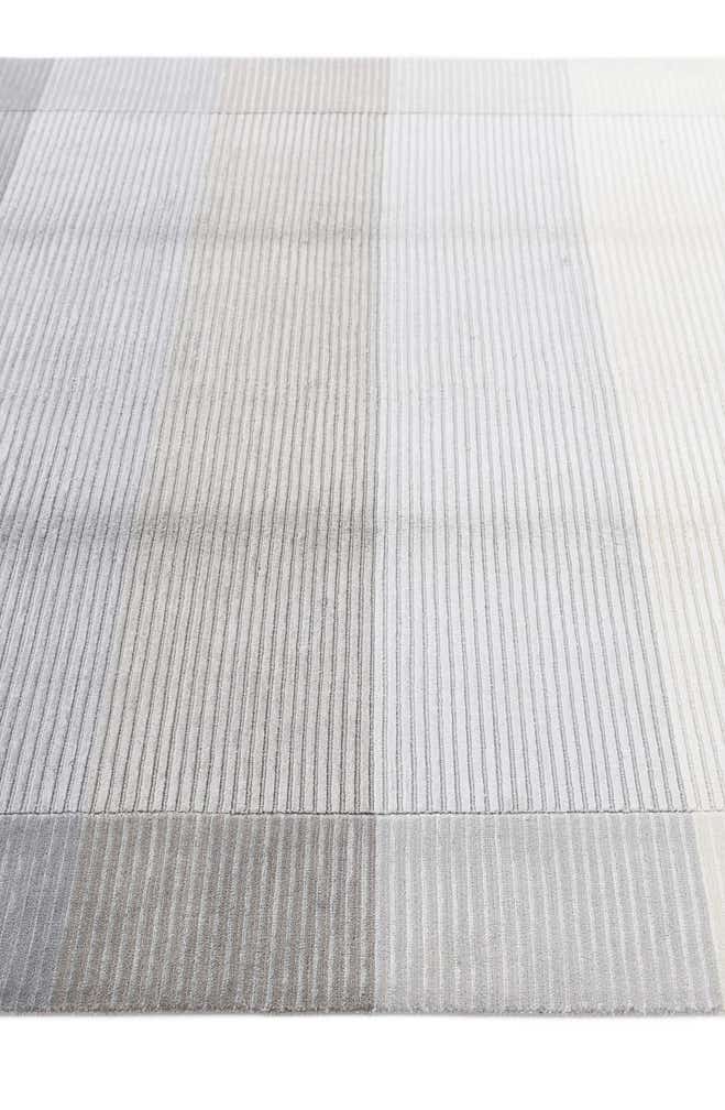5' 6 x 7' 9 Hand Knotted Darya Wool Rug