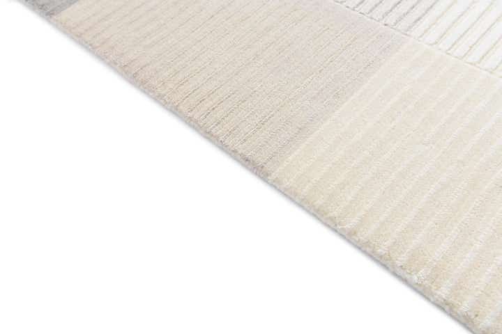 5' 6 x 7' 9 Hand Knotted Darya Wool Rug