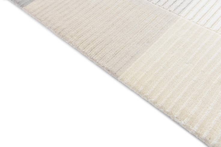 Detail image of 5' 6 x 7' 9 Hand Knotted Darya Wool Rug