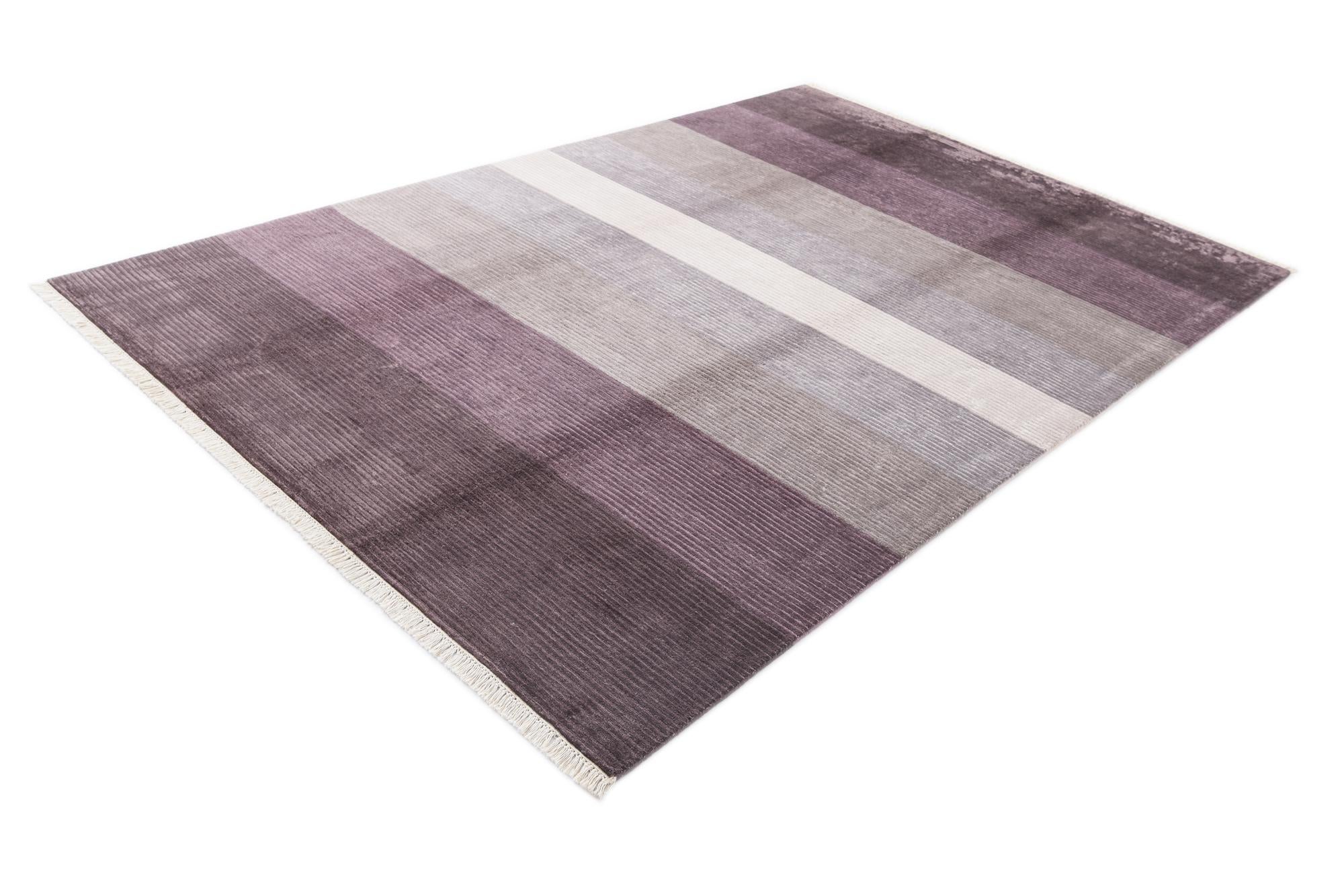 6' 7 x 9' 10 Hand Knotted Darya Wool Rug