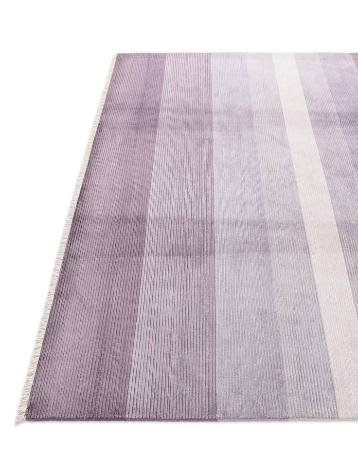 Detail image of 6' 8 x 10'  Hand Knotted Darya Wool Rug