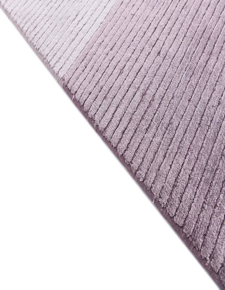 Detail image of 6' 8 x 10'  Hand Knotted Darya Wool Rug