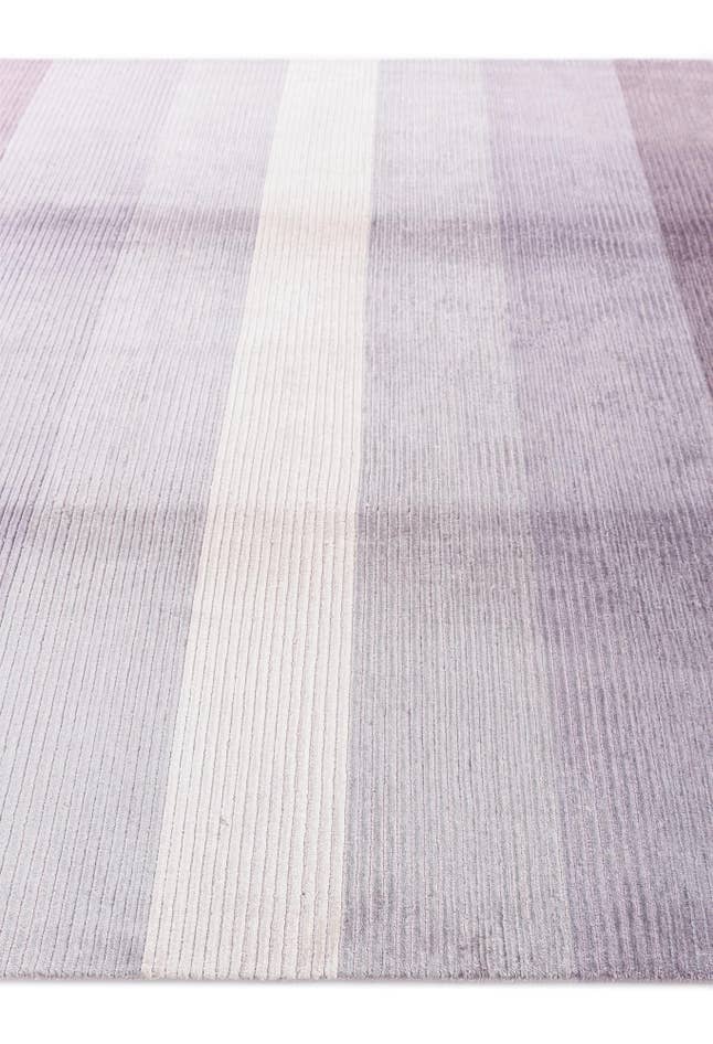 Detail image of 6' 7 x 9' 10 Hand Knotted Darya Wool Rug