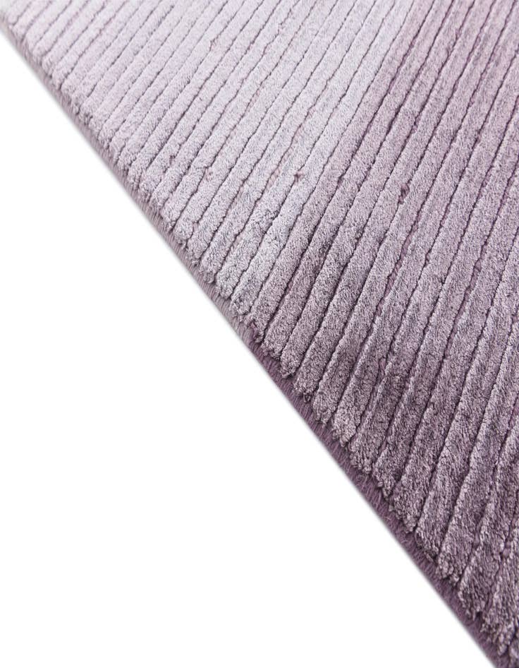 Detail image of 6' 7 x 9' 10 Hand Knotted Darya Wool Rug