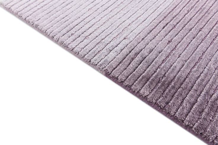 Detail image of 6' 7 x 9' 10 Hand Knotted Darya Wool Rug