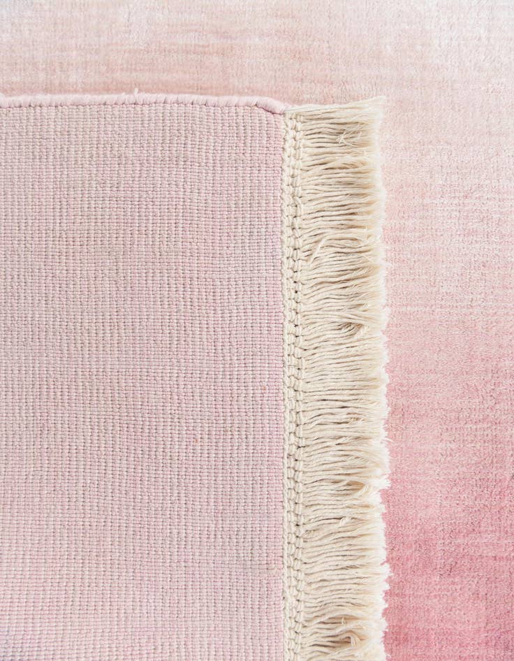 Detail image of 6' 9 x 9' 10  Hand Knotted Darya Wool Rug