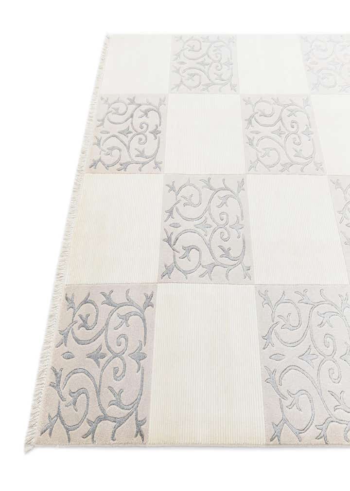 5' 7 x 8' Hand Knotted Darya Rug