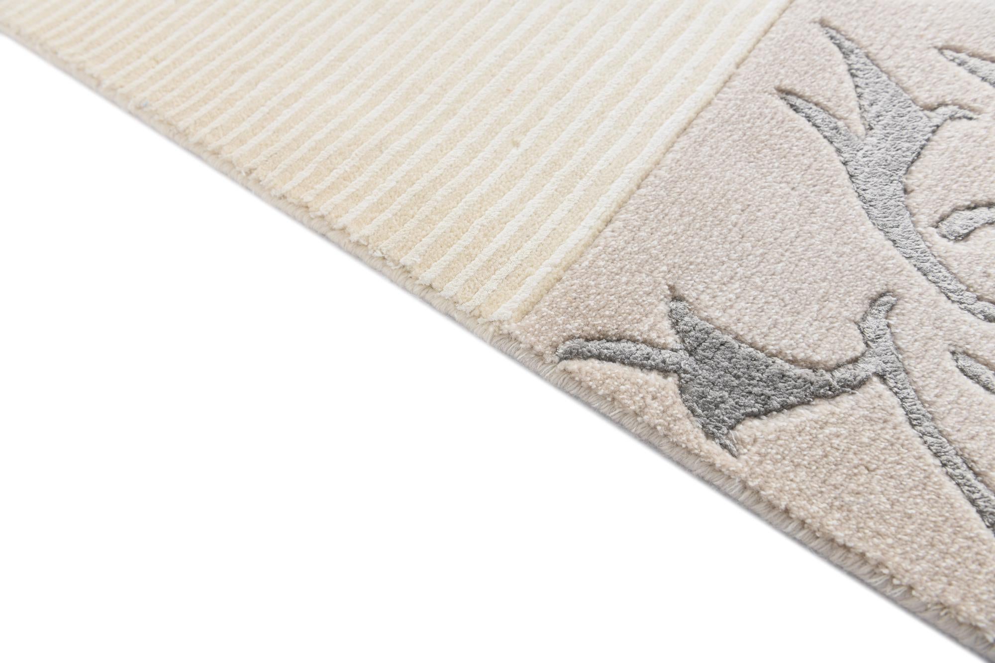 5' 7 x 8' Hand Knotted Darya Rug