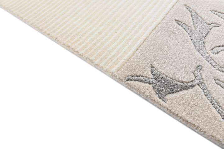 5' 7 x 8' Hand Knotted Darya Rug