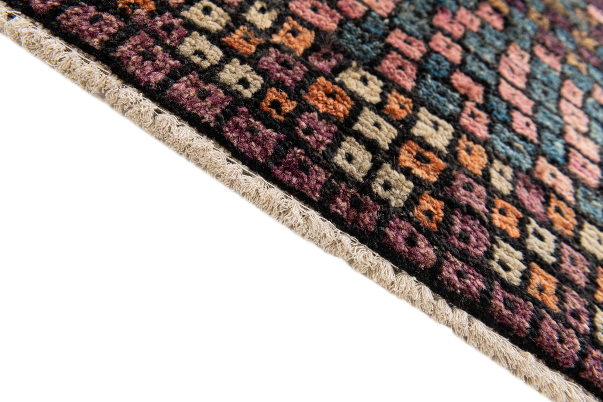 4' 1 x 5' 5 Hand Knotted Darya Wool Rug