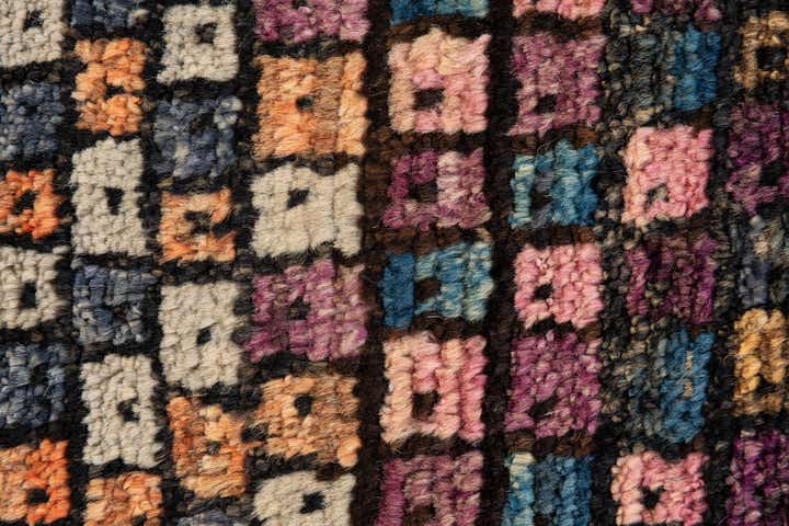 4' 1 x 5' 5 Hand Knotted Darya Wool Rug