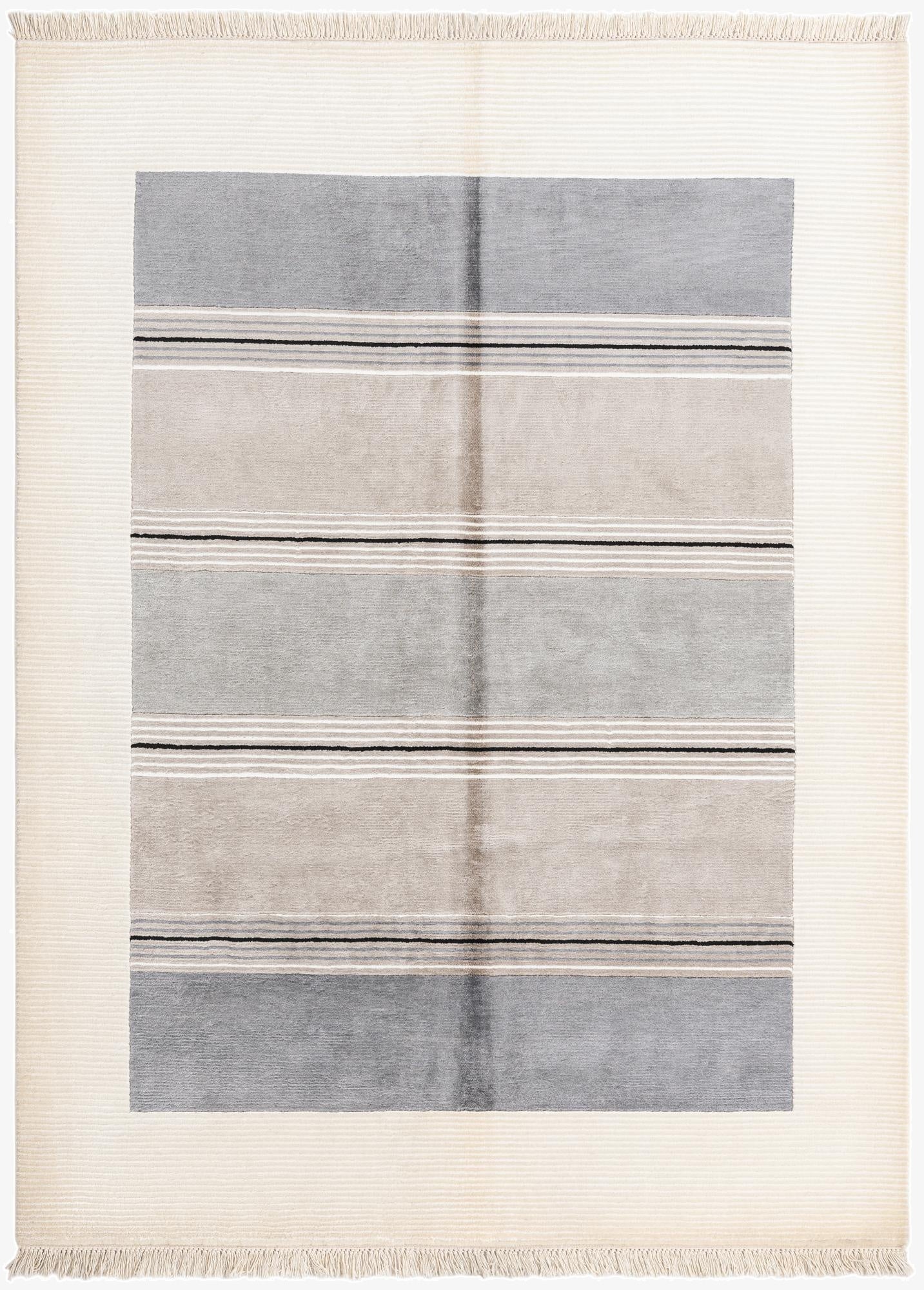 4' 11 x 6' 8  Hand Knotted Darya Wool Rug