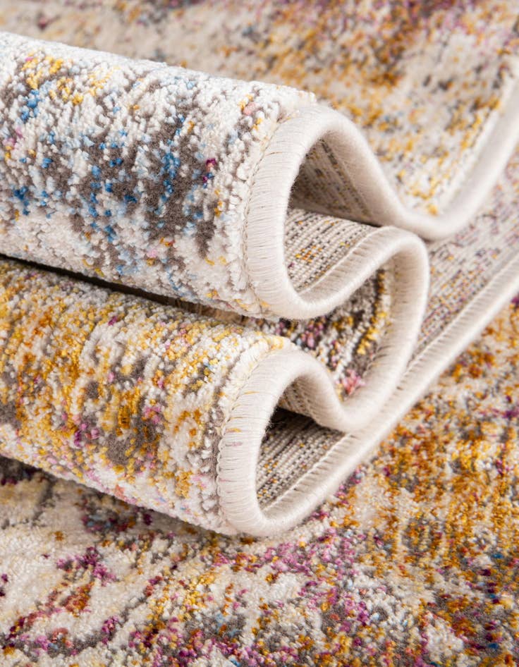 Detail image of 10' x 13' 8 Deepa Rug