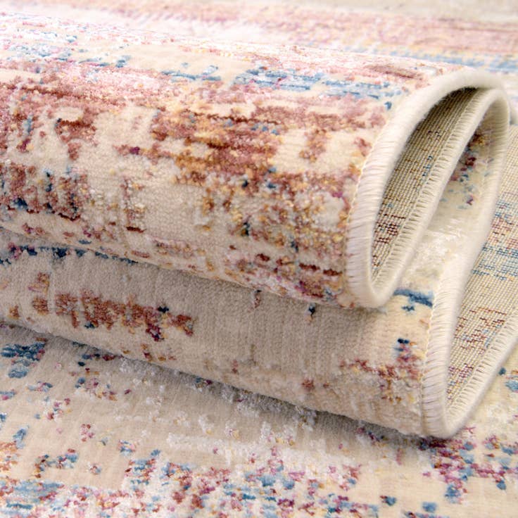 Detail image of 3' 3 x 5' Deepa Rug