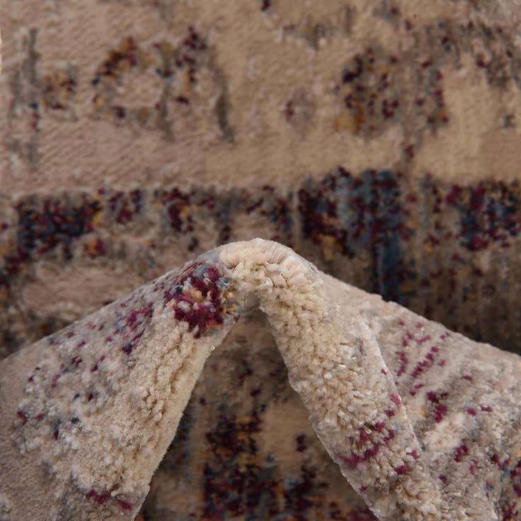 Detail image of 10' x 13' 8 Deepa Rug