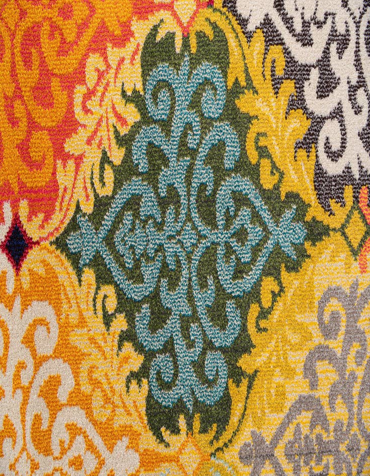 Detail image of 6' 7 x 9' 8 Diana Rug