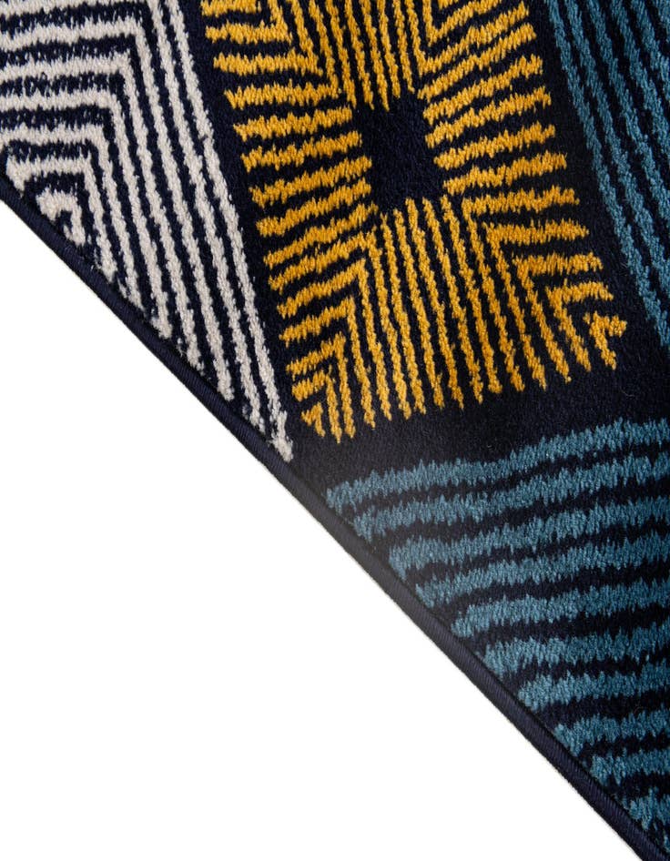 Detail image of 5' 2 x 7' 6 Eco Trellis Rug