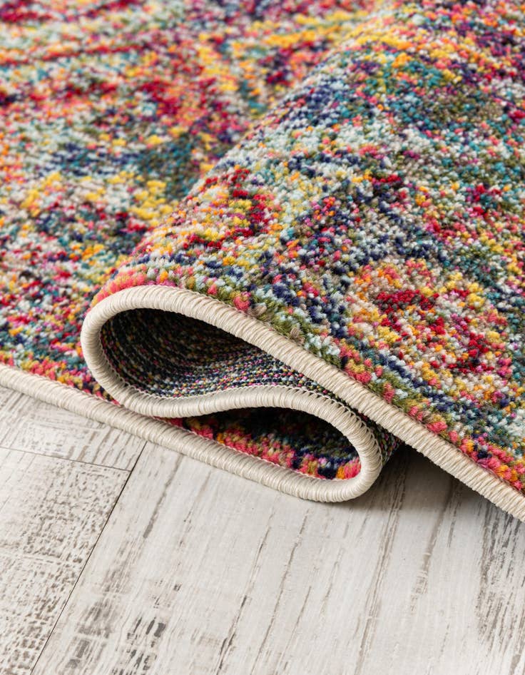 Detail image of 8' x 10' Washable El Paso Rug