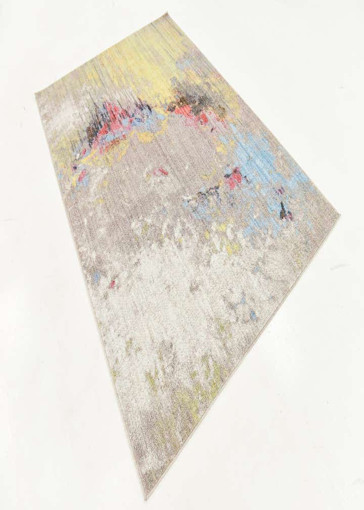 5' 3 x 7' 6 Empera Rug